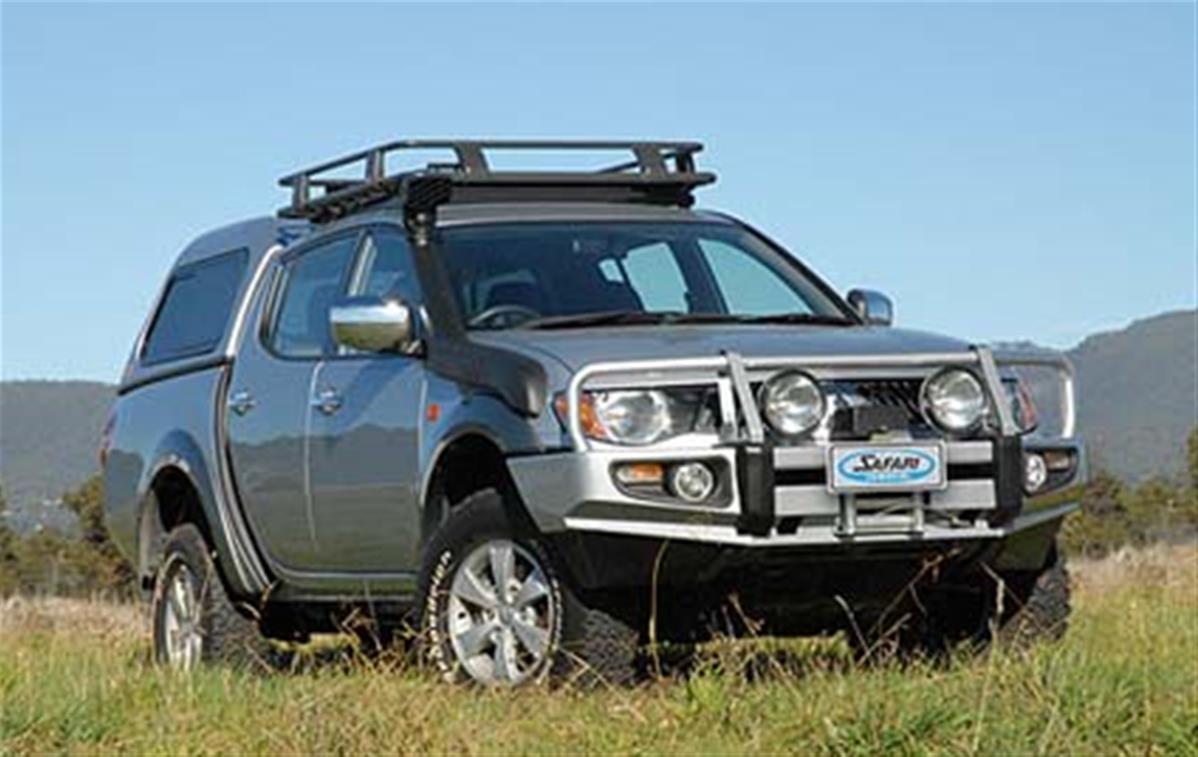 mitsubishi safari snorkel