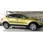 Baguettes latérales adhésives SUZUKI SX4 II Cross depuis 2013